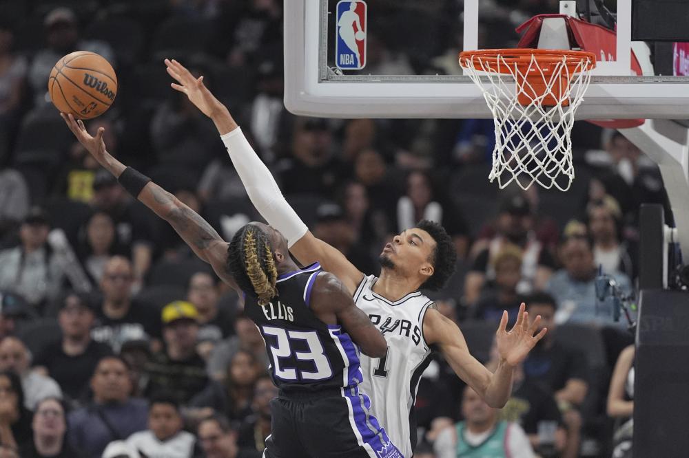 大脚开球不 大脚开球不